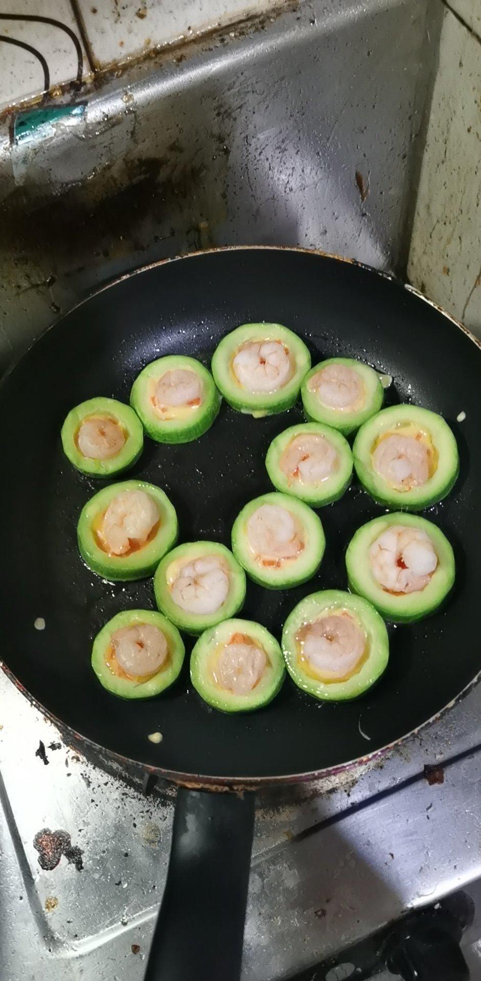 全家都爱的高颜值【西葫芦虾仁圈】