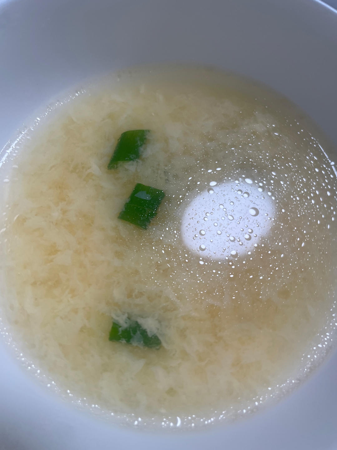 甩出一大碗完美的蛋花汤，仅用一个鸡蛋~