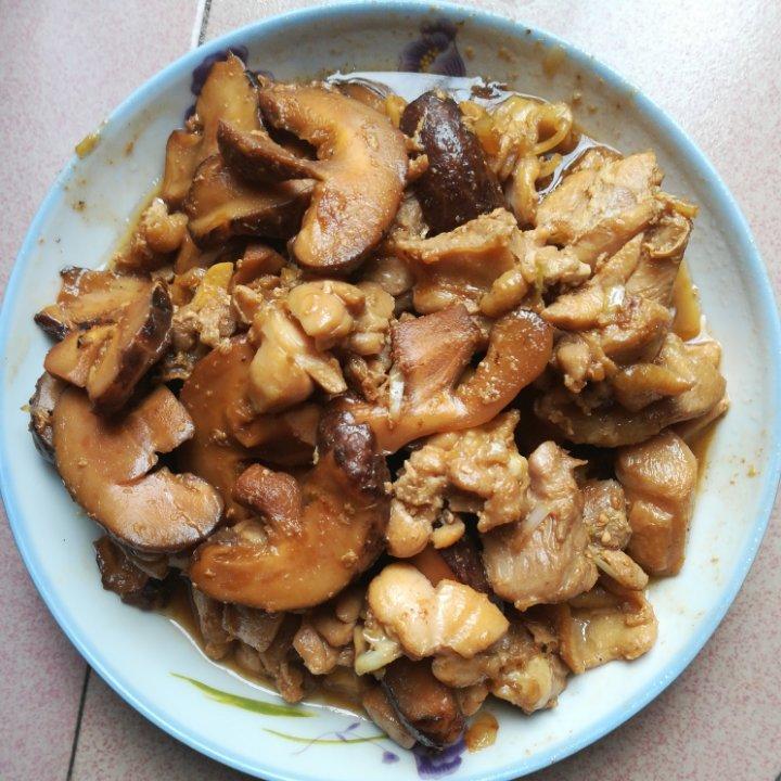 香菇滑鸡