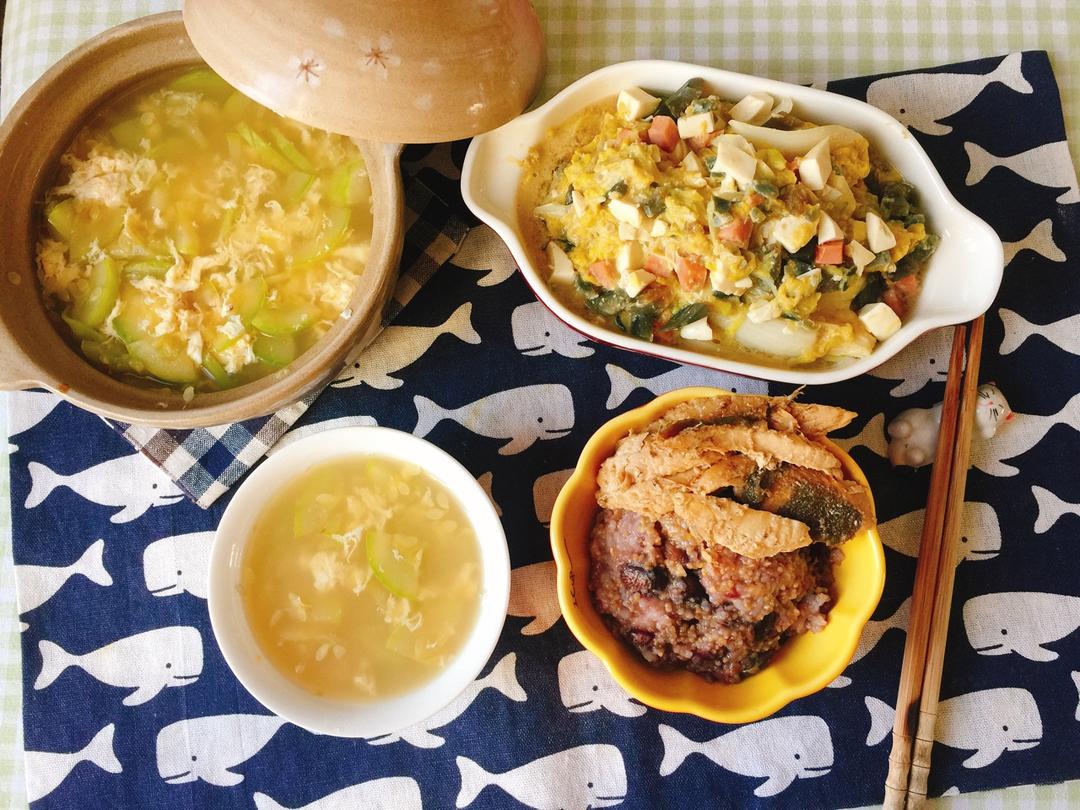 每天，叫醒我的是早餐