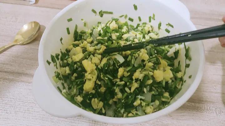 不出水的韭菜鸡蛋饺子馅