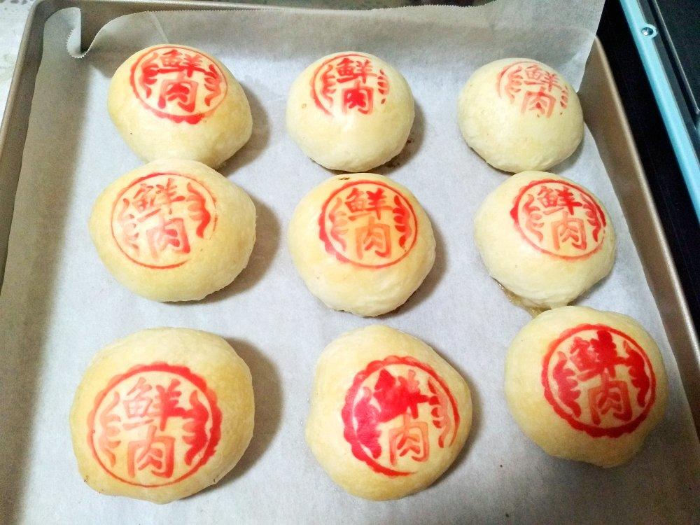 鲜美多汁的——榨菜鲜肉月饼