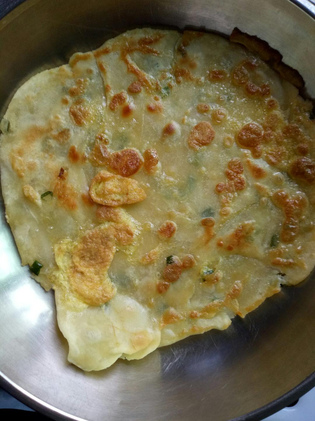 鸡蛋葱油饼                  （更新饼坯保存方法）
