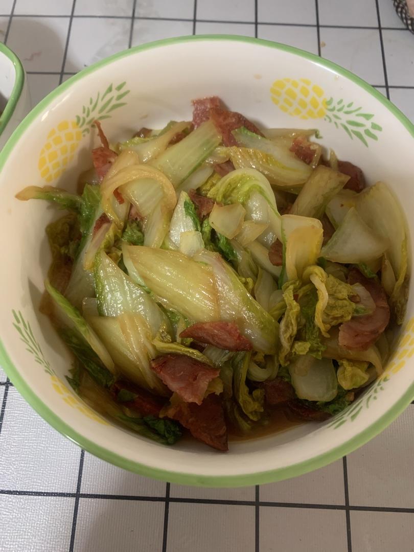 大白菜炒香肠