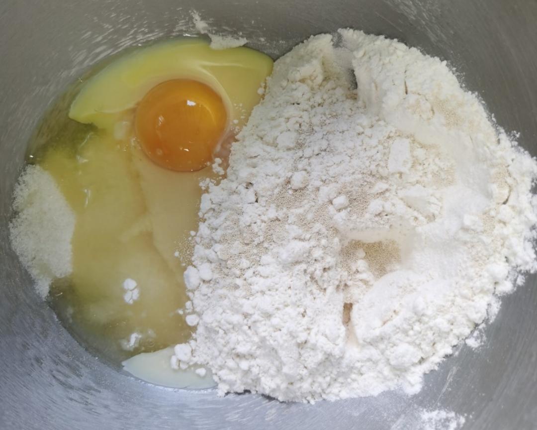 纯奶手撕吐司的做法 步骤1