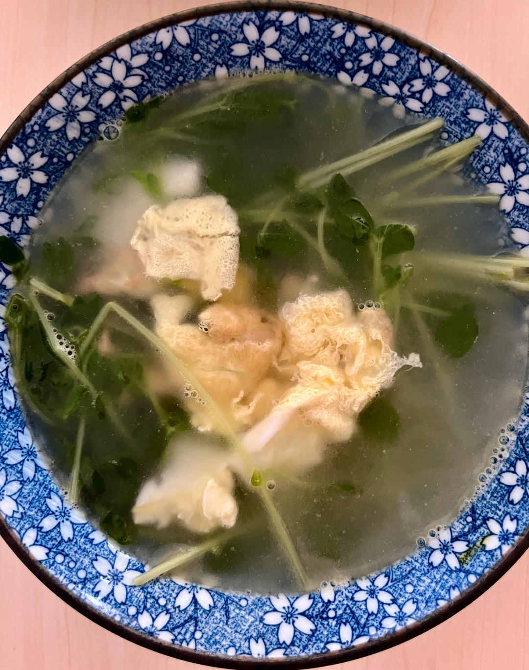 豌豆苗鸡蛋汤