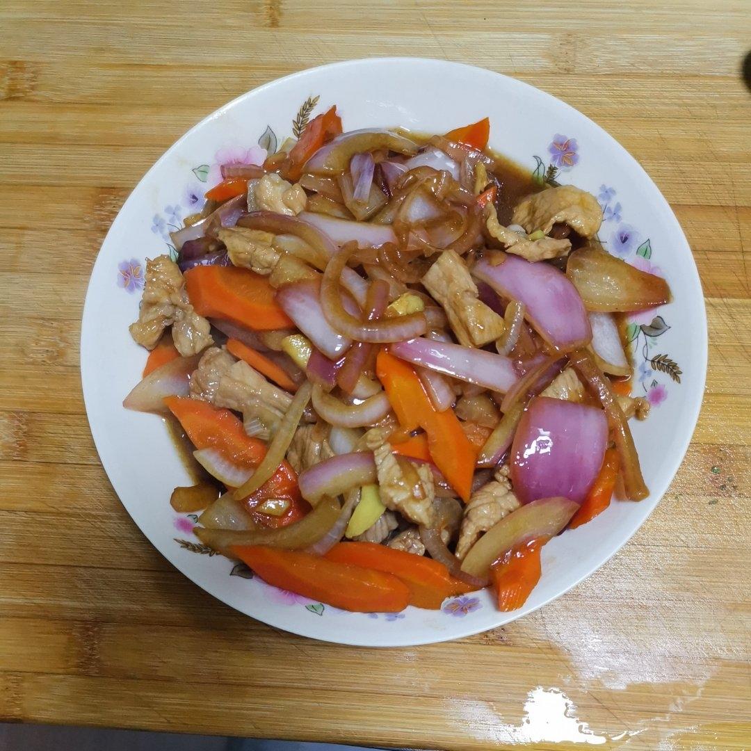 下饭菜：洋葱青椒炒肉片