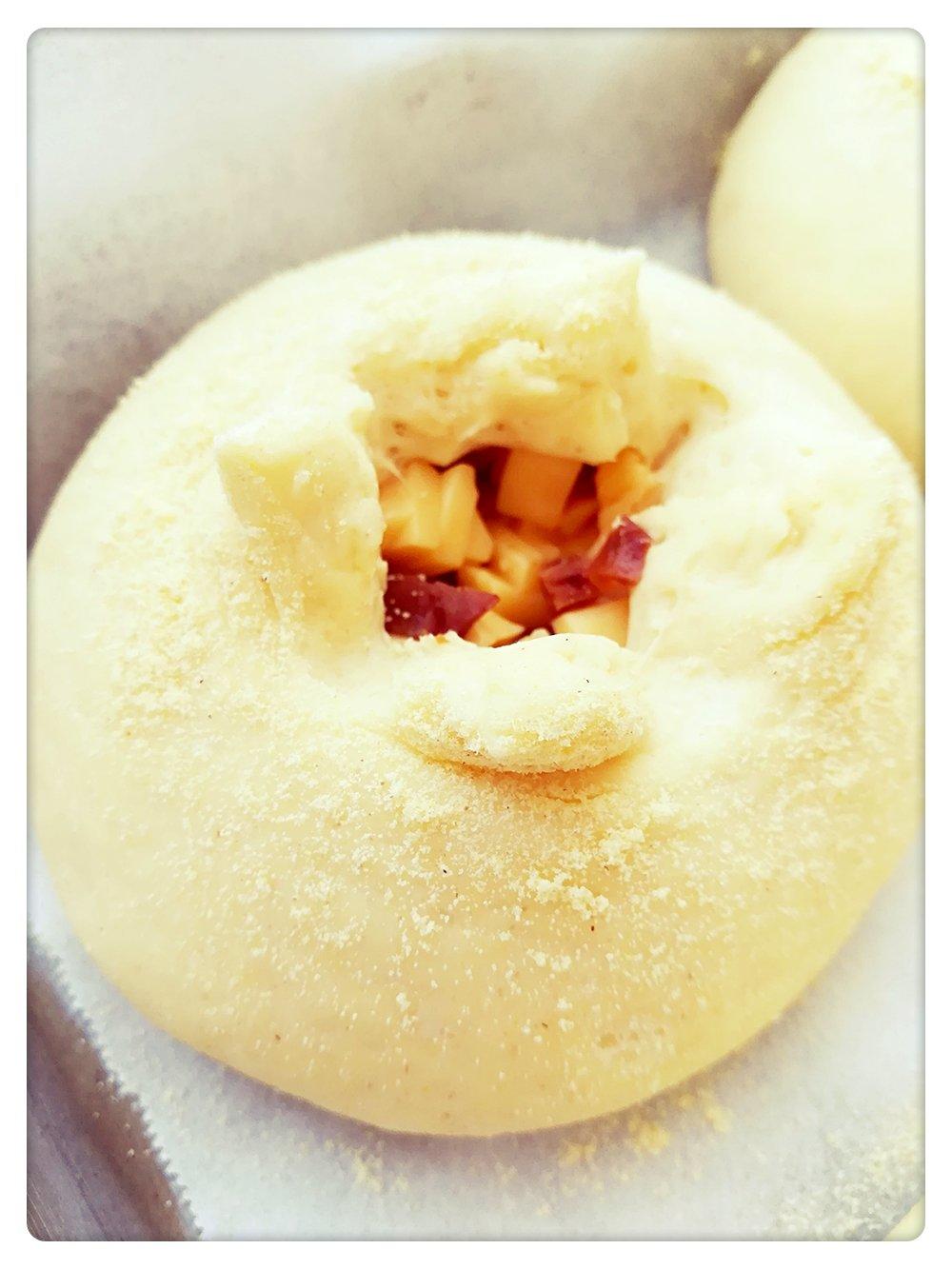 全麦芝士熔岩面包