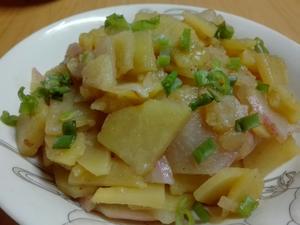 土豆炖萝卜片的做法 步骤1