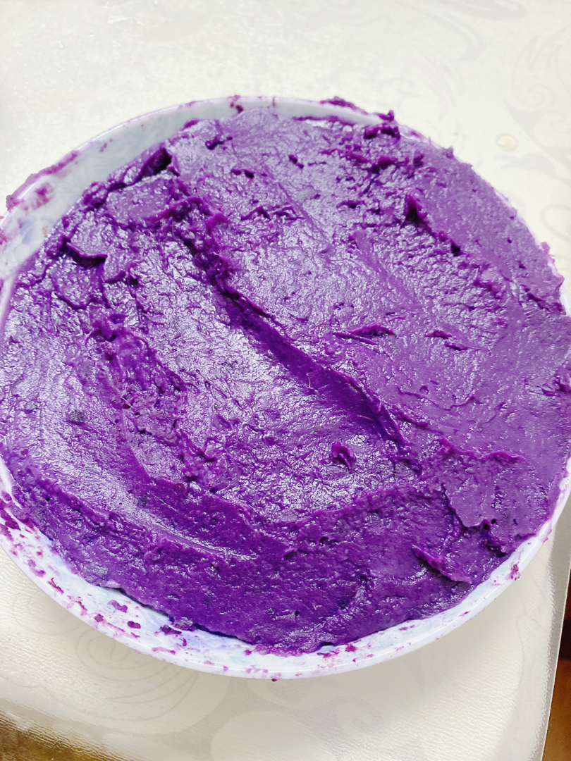 超百搭的紫薯馅做法来啦，淡淡的奶香，甜而不腻