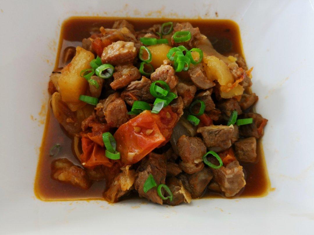 番茄土豆炖牛腩