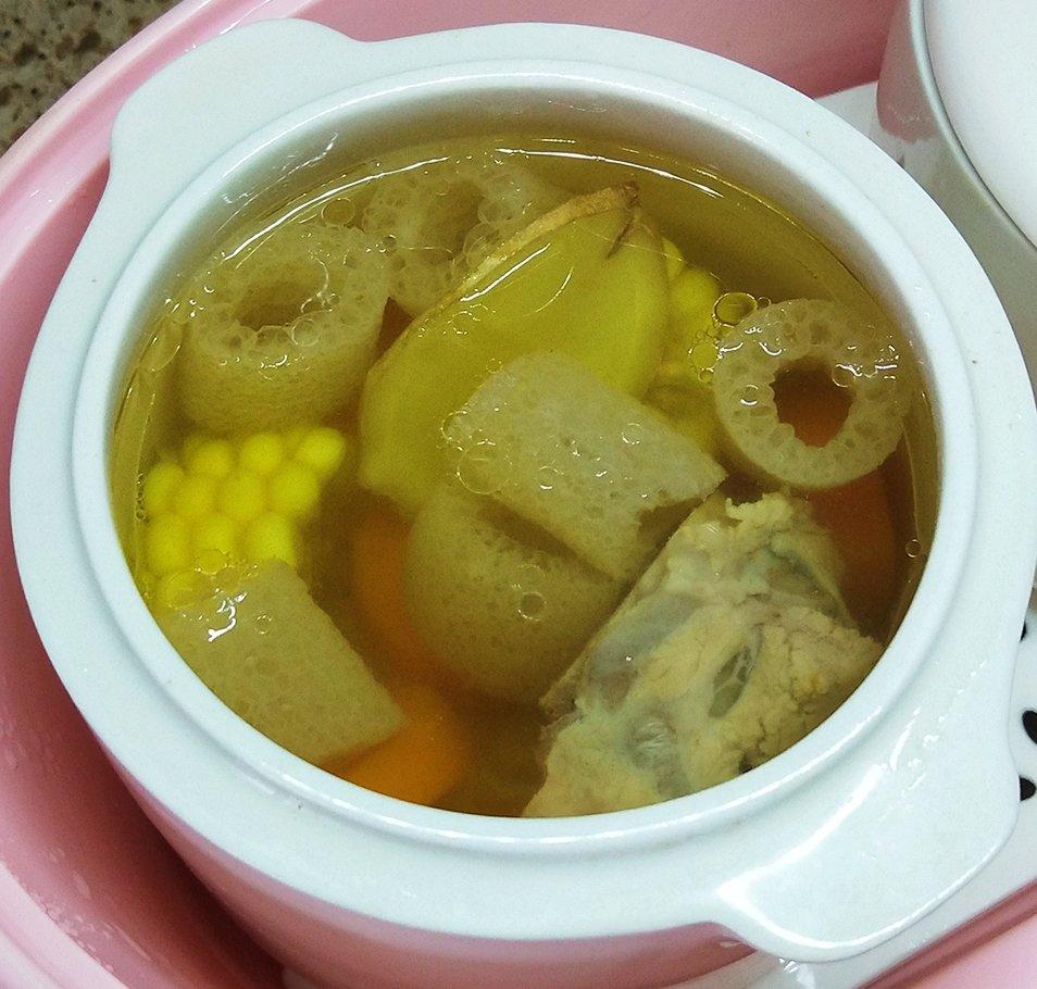 竹荪排骨汤
