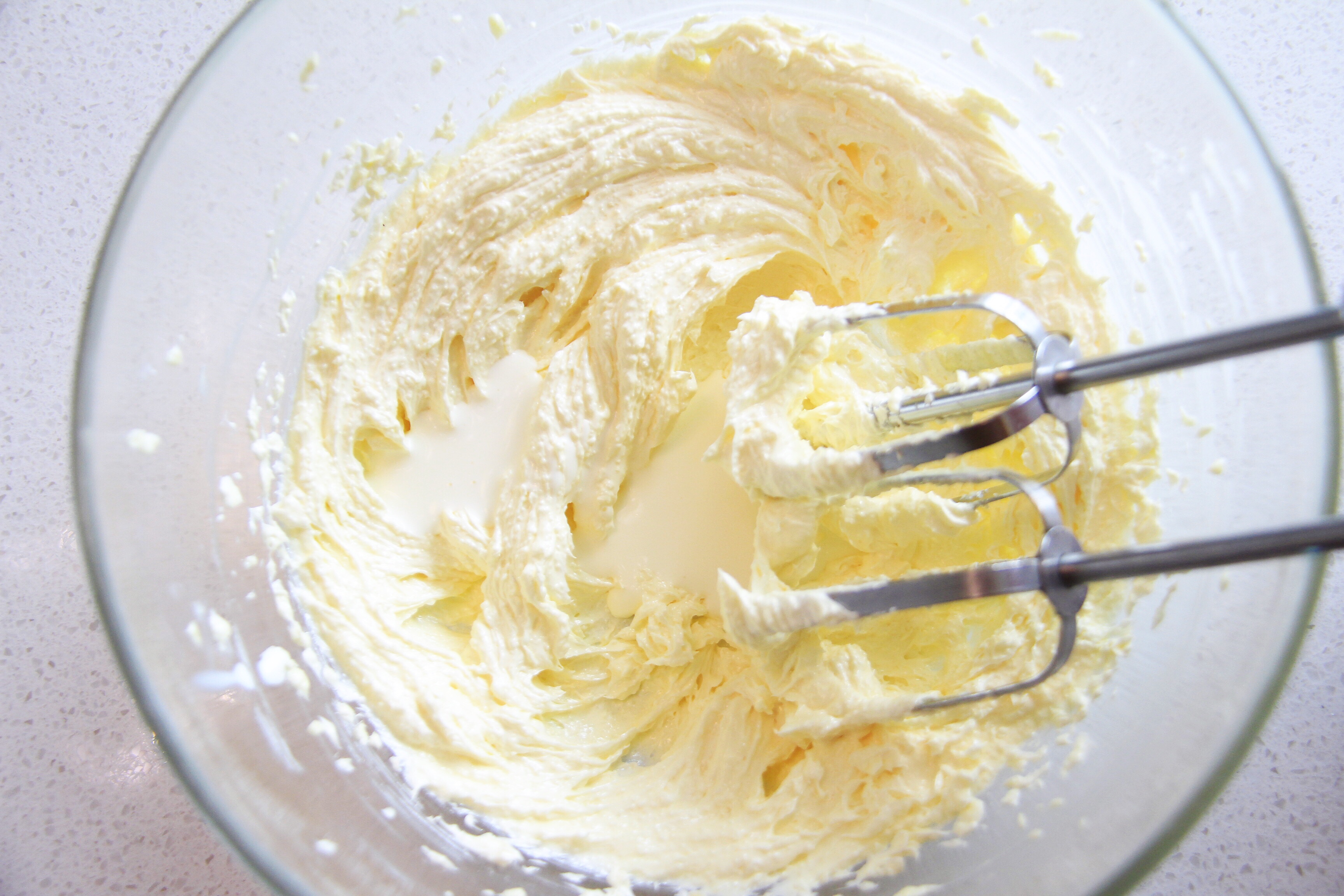 奶黄流心月饼的做法 步骤10