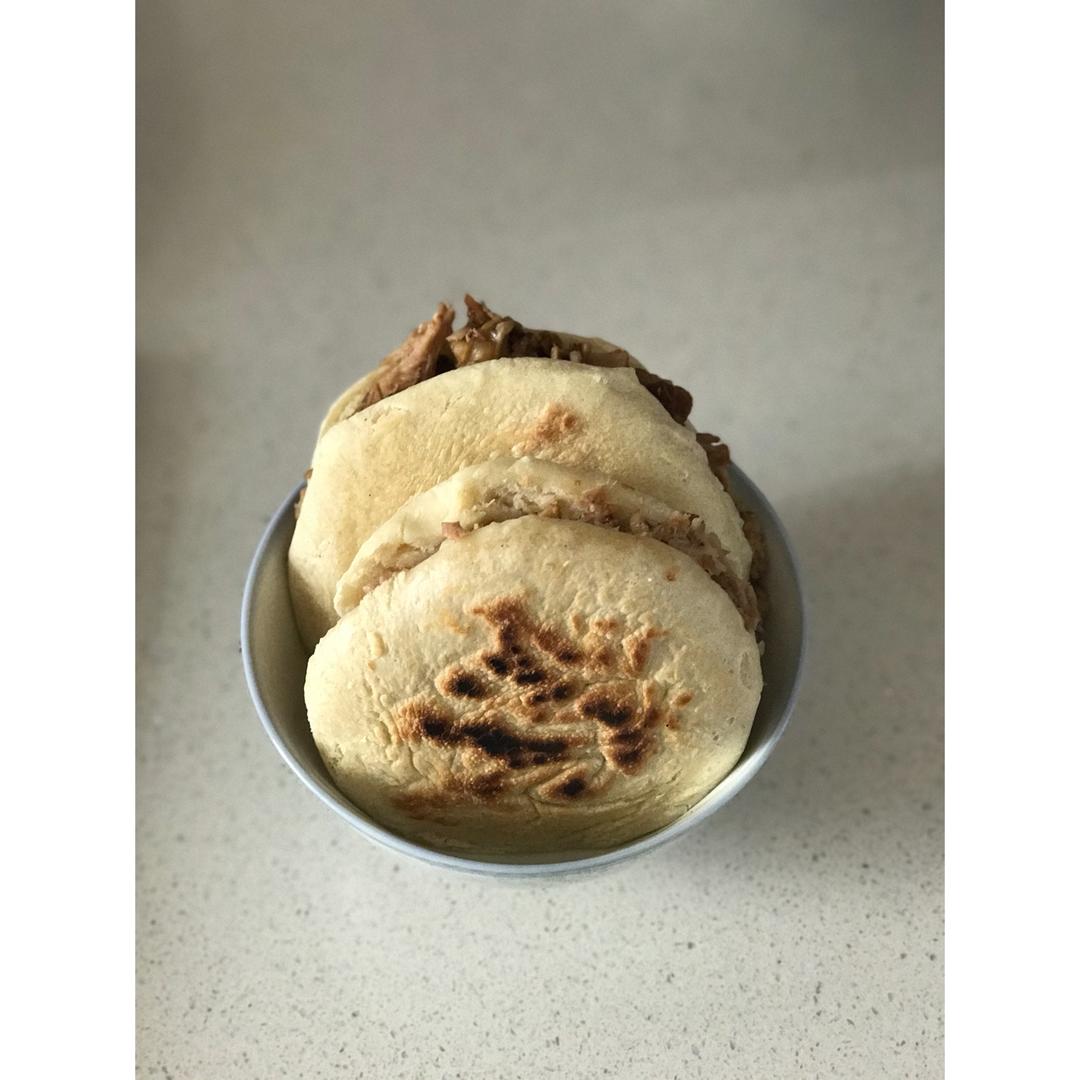 陕西风味小吃，肉夹馍