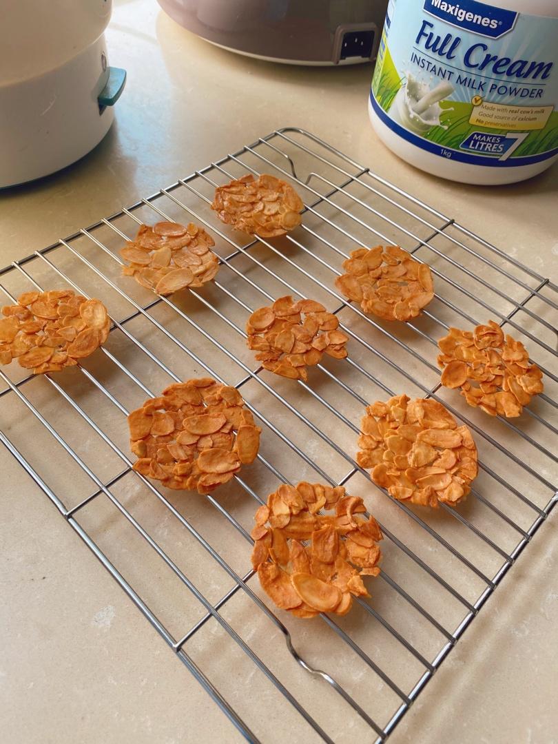 焦糖脆脆杏仁瓦片