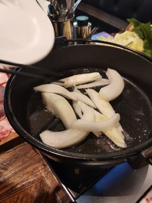 日式寿喜锅 先煎后煮法的做法 步骤5