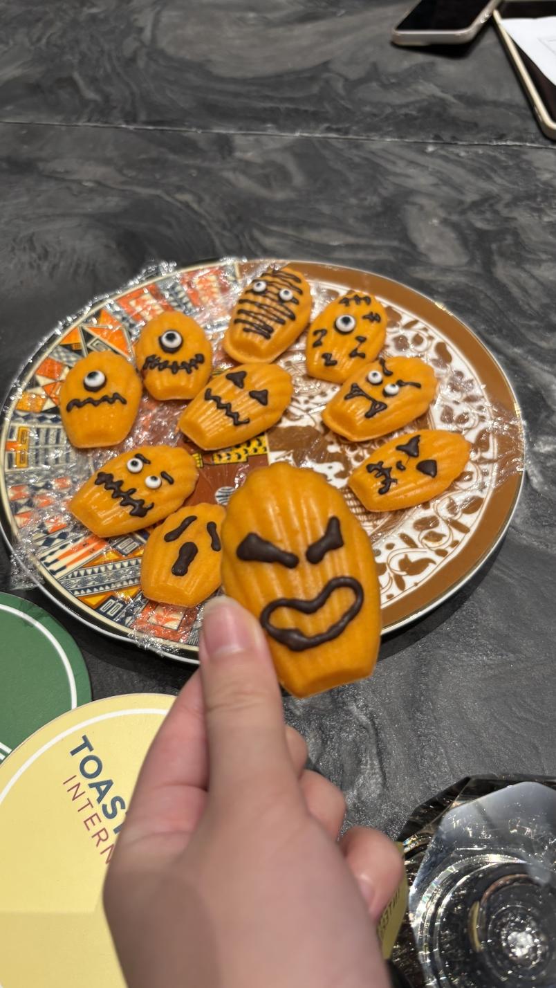 万圣节特辑：万圣节椰香南瓜玛德琳