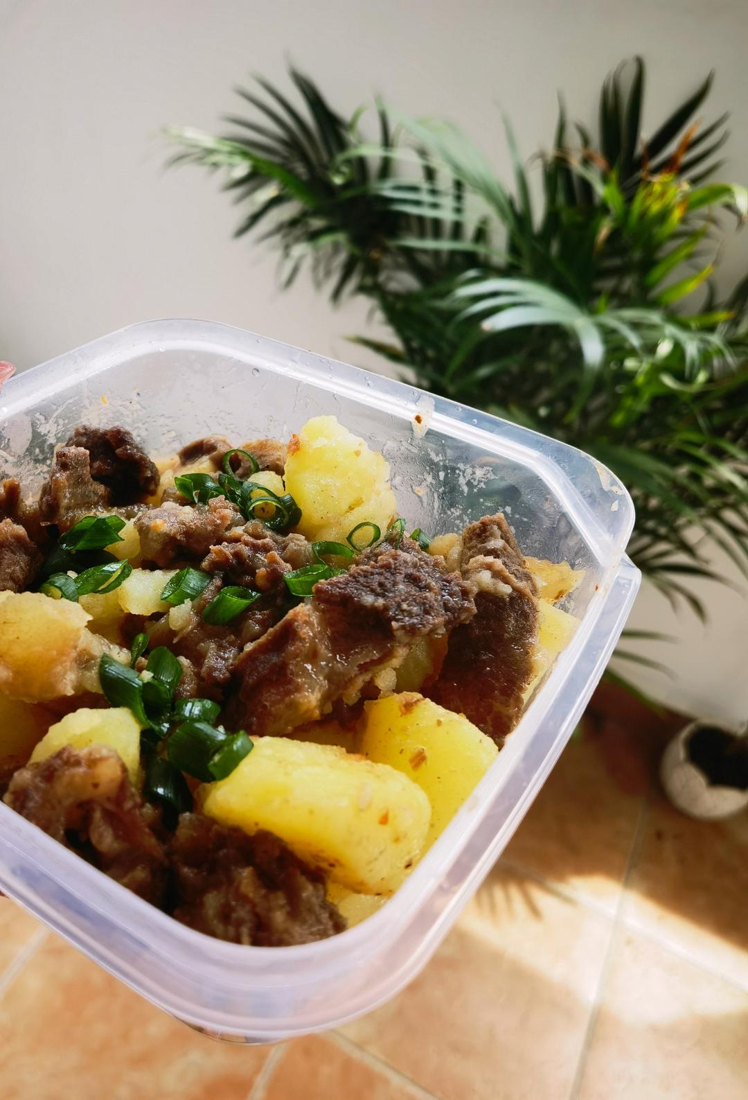 番茄土豆炖牛腩