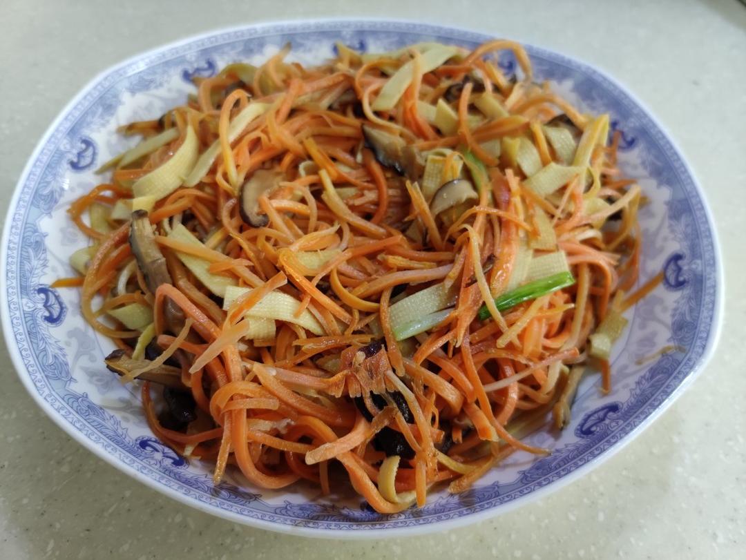 干胡萝卜丝小炒