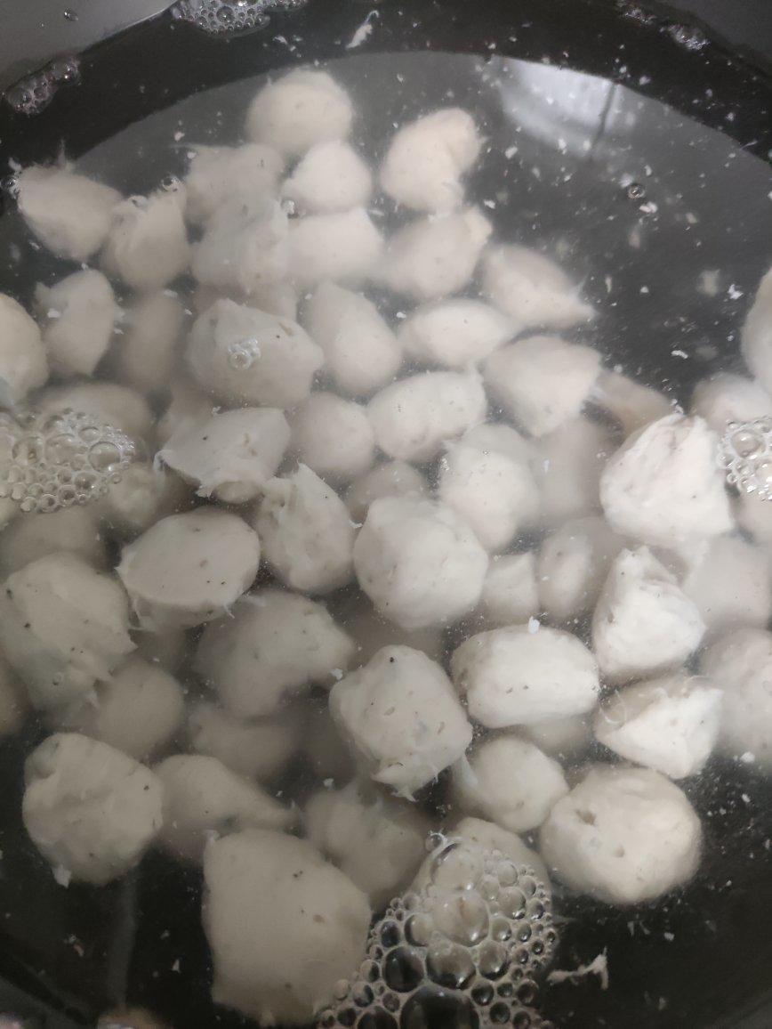 3⃣️自制鱼丸，草鱼鱼丸