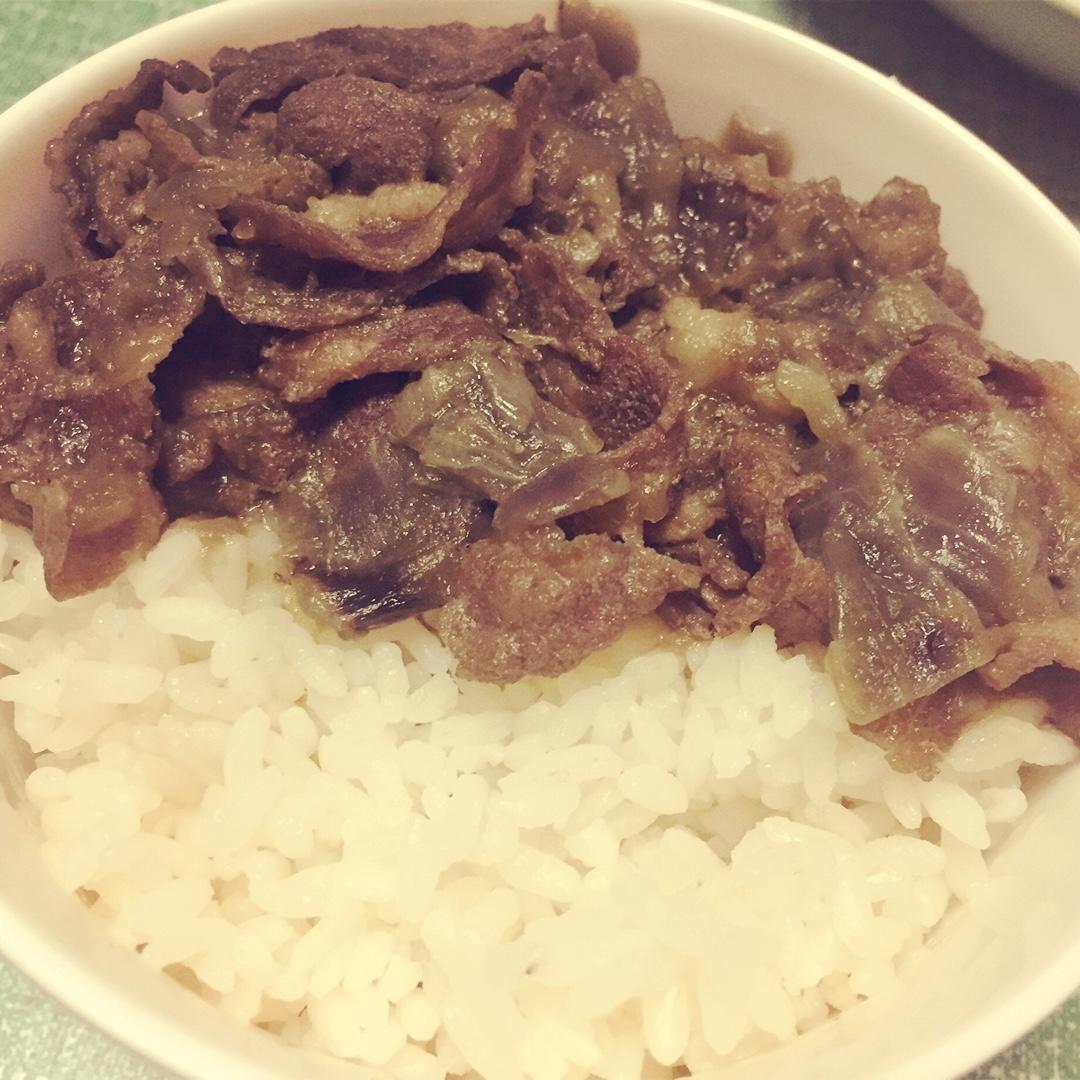 吉野家牛肉饭（牛丼）