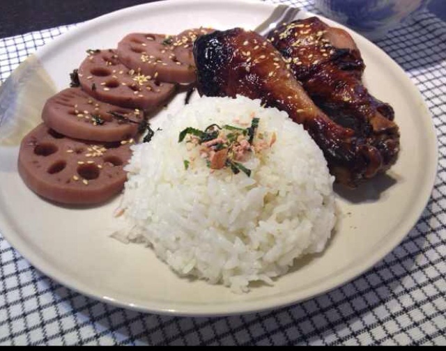 蜜汁鸡腿饭
