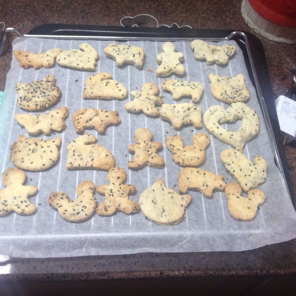 黑芝麻咸香饼干