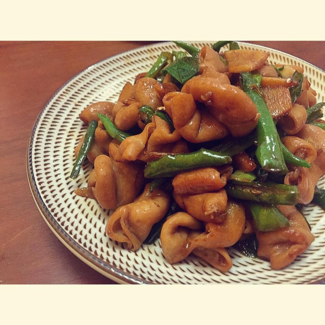 爆炒肥肠