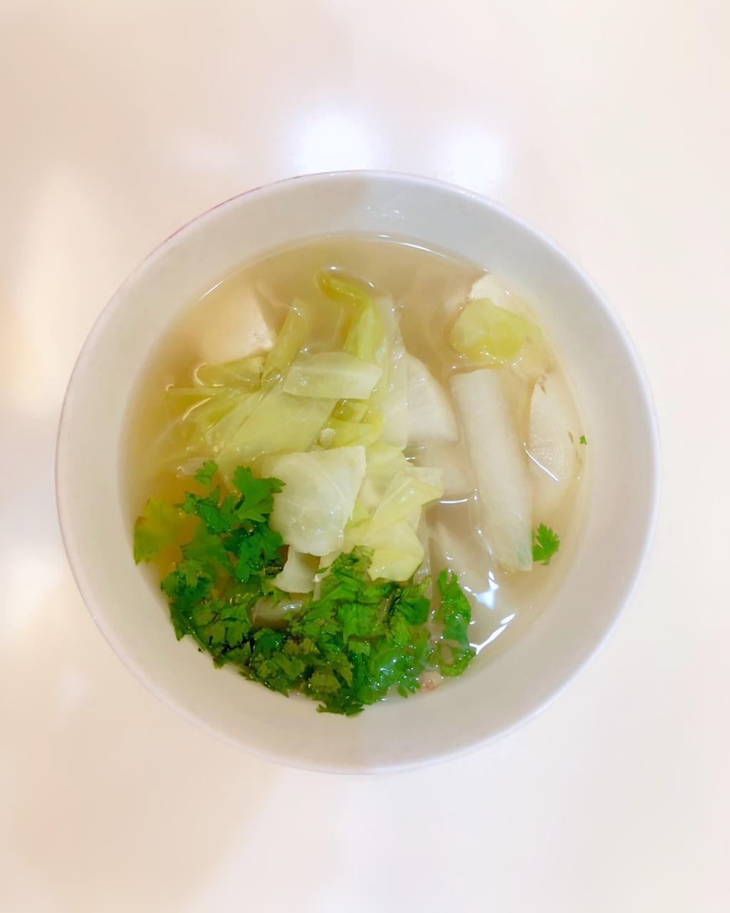 光小盒做的白菜萝卜汤