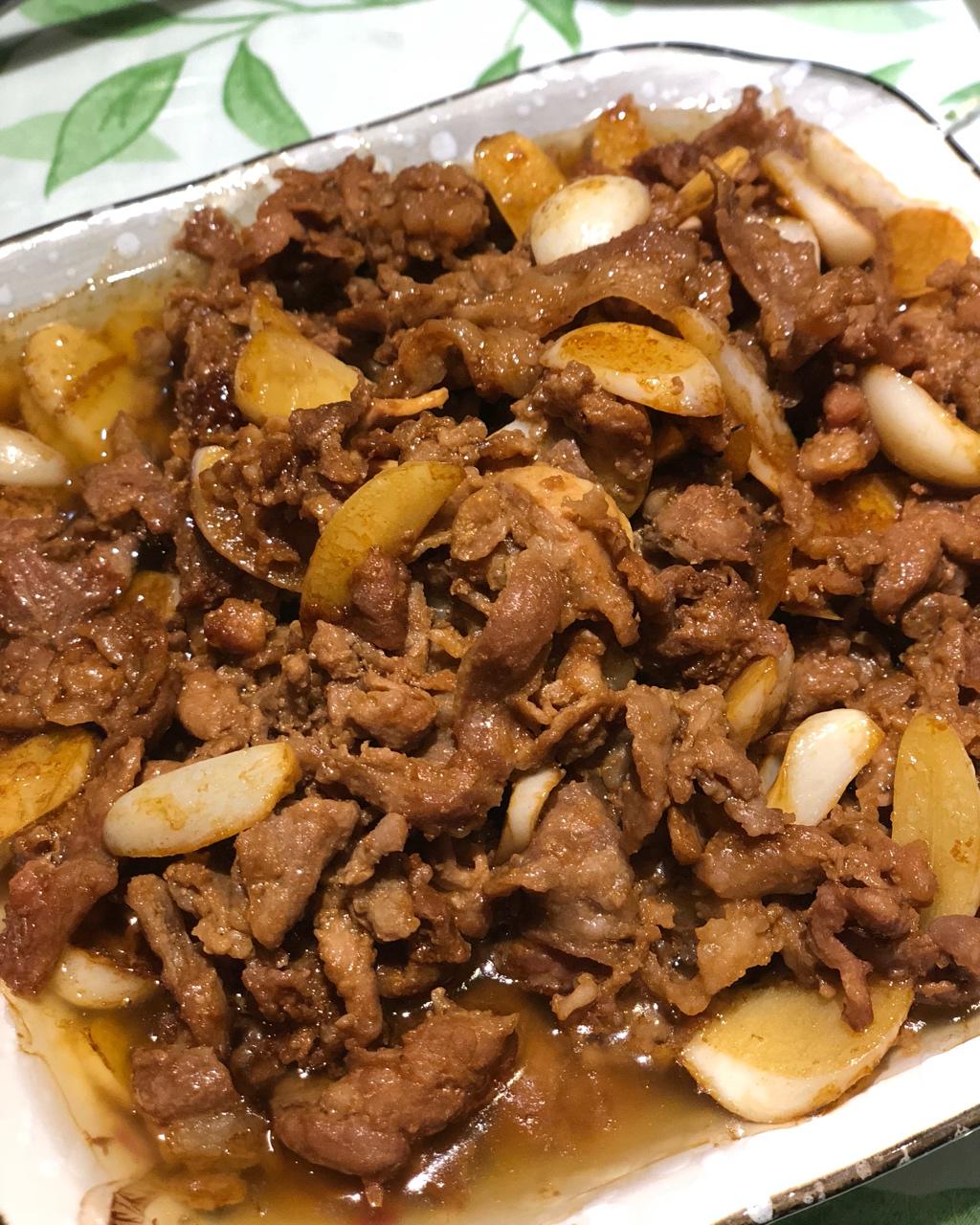 蒜爆羊肉