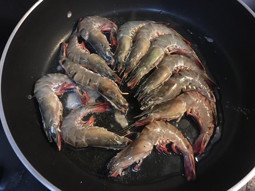 【中餐厅】晓明的即兴茄汁大虾『多图详解』