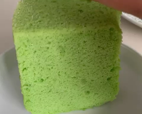 网红新加坡绿蛋糕 班兰蛋糕 （Pandan Chiffon）的做法 步骤14
