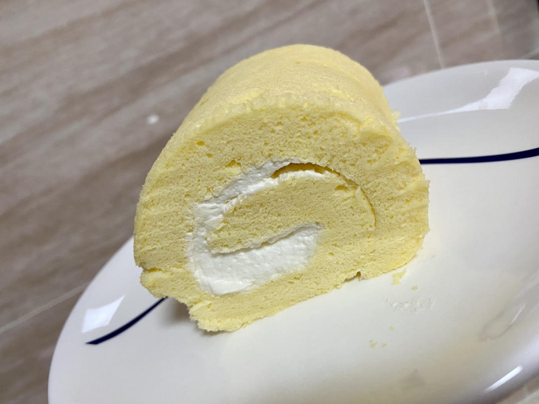 蛋糕卷这样做‼️不掉皮不开裂（小视频食谱）