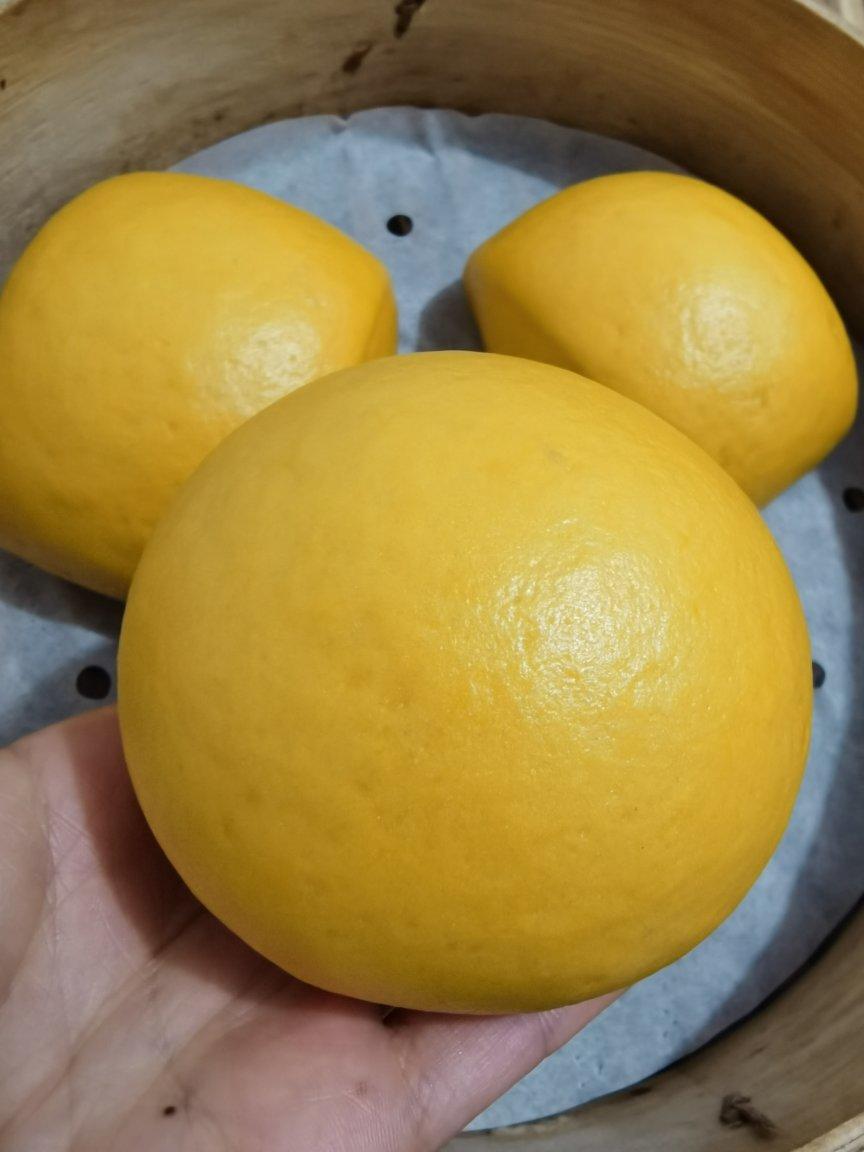 新手也可以--详解如何做出人见人爱、金黄的南瓜馒头