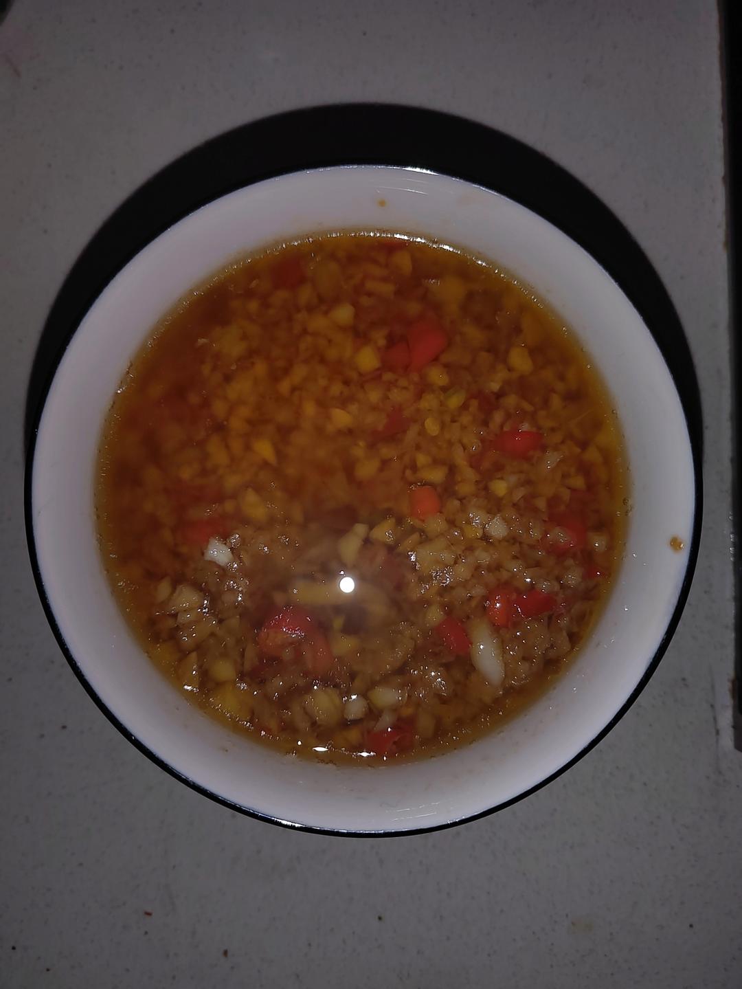 秘制蒜蓉酱（烤生蚝扇贝、锡纸金针菇，干拌面）