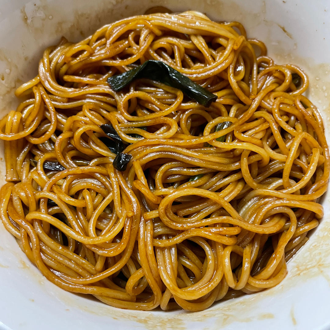 10分钟搞定的一碗葱油拌面