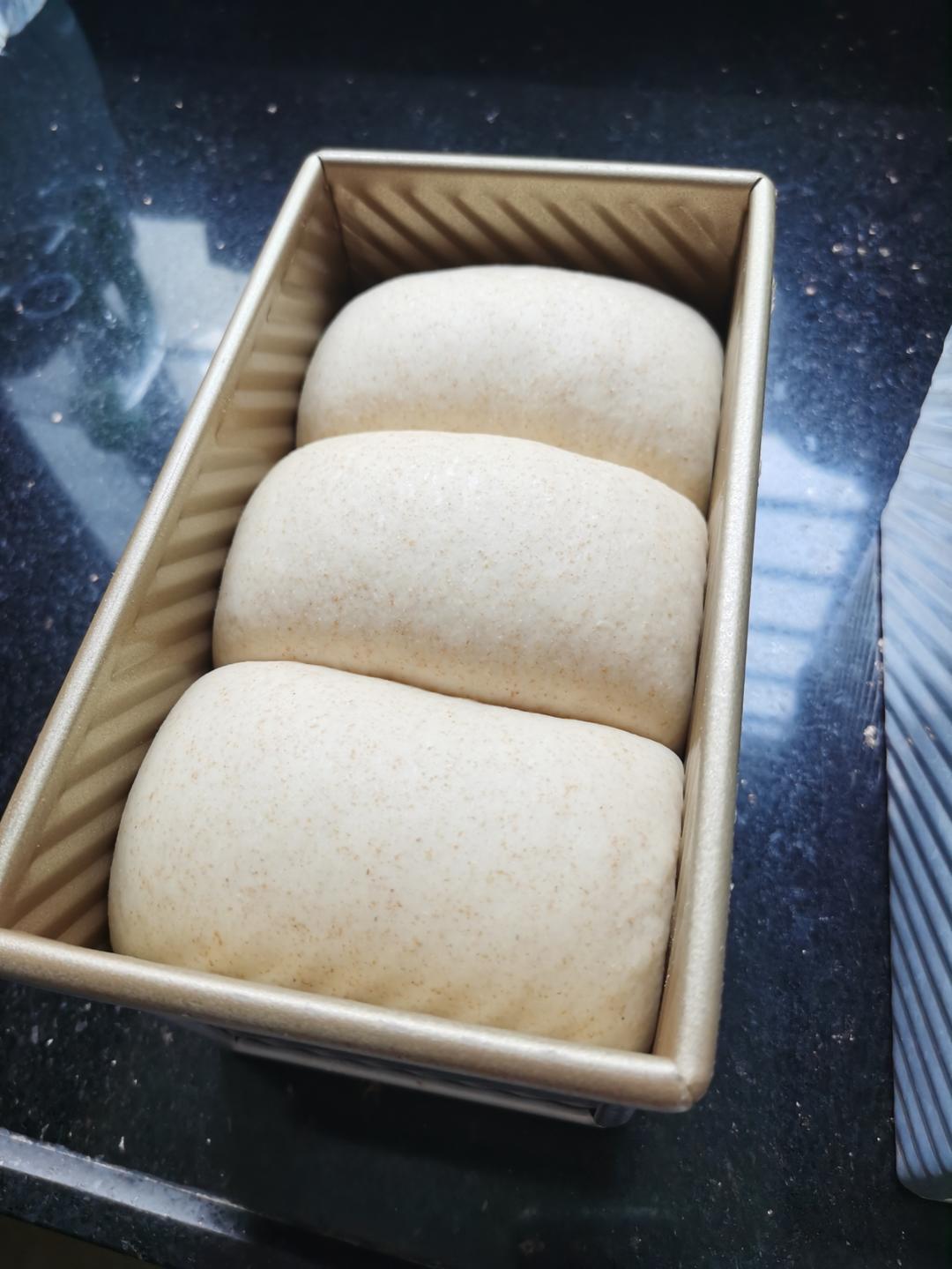 码住它｜你也能做出爆发力超强的全麦面包