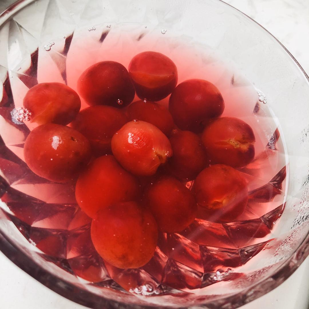 樱桃糖水罐头的做法