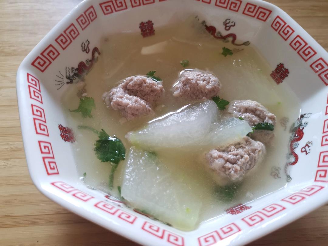 夏天不可错过的家常味--冬瓜丸子汤