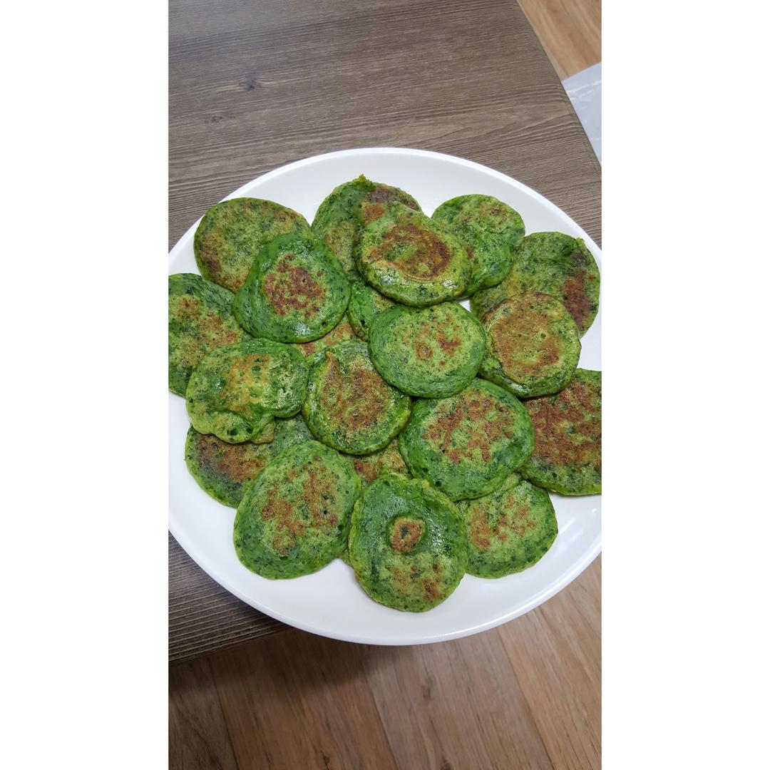 爱吃丫丫做的蔬菜饼