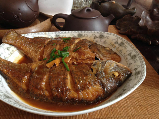 红烧鱼