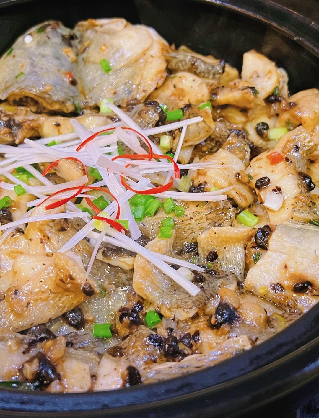 砂锅豆豉鲈鱼