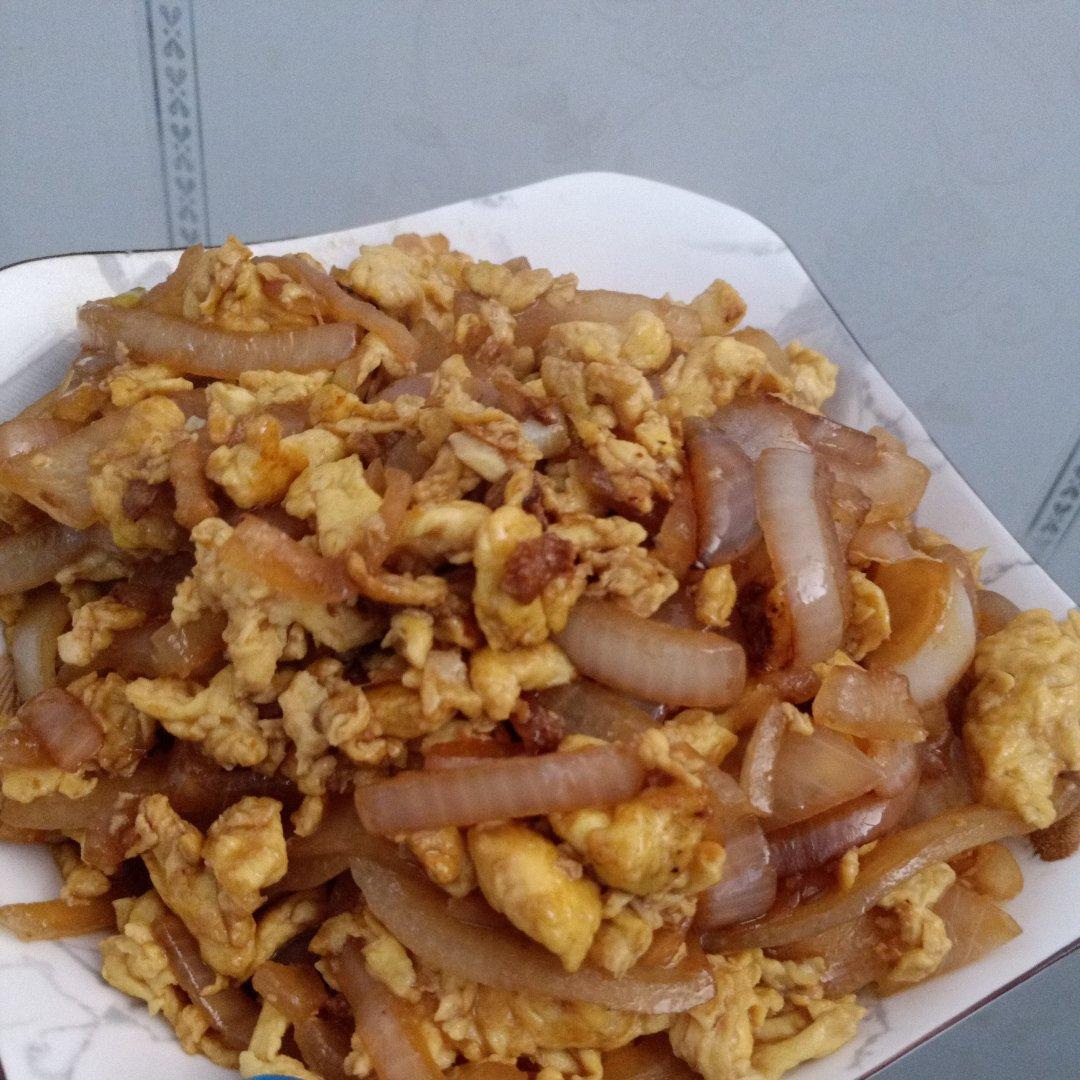降压防癌的好食材  洋葱炒鸡蛋