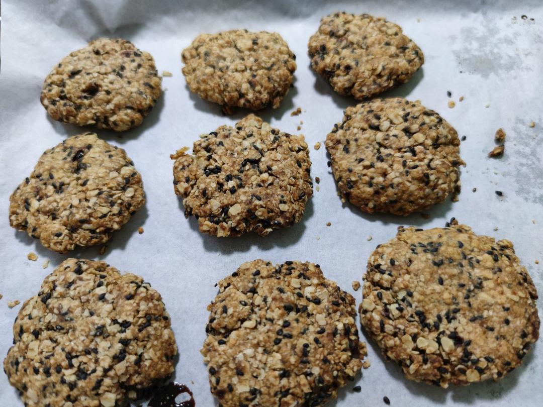 素食:有机燕麦芝麻大饼干