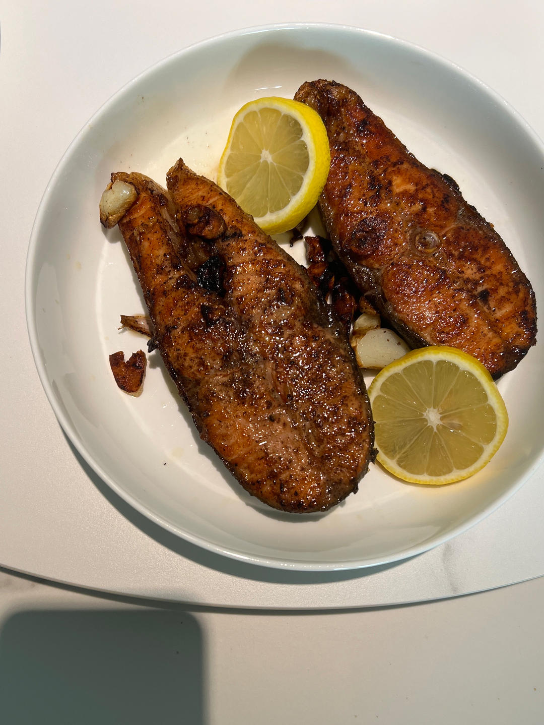 柠檬香煎三文鱼