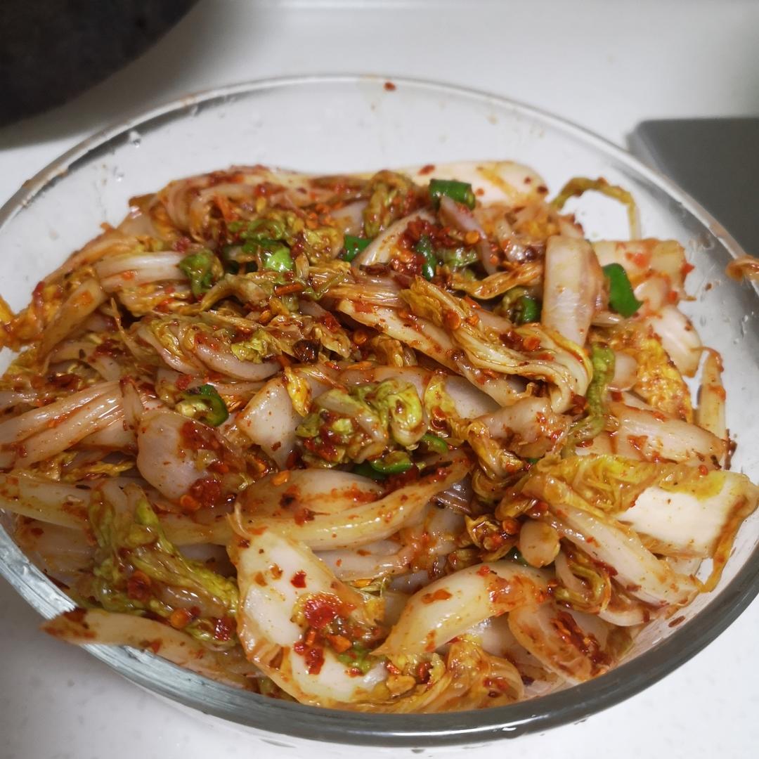 绝对独家!超级简单想吃就吃随手做的快手凉拌辣白菜👍