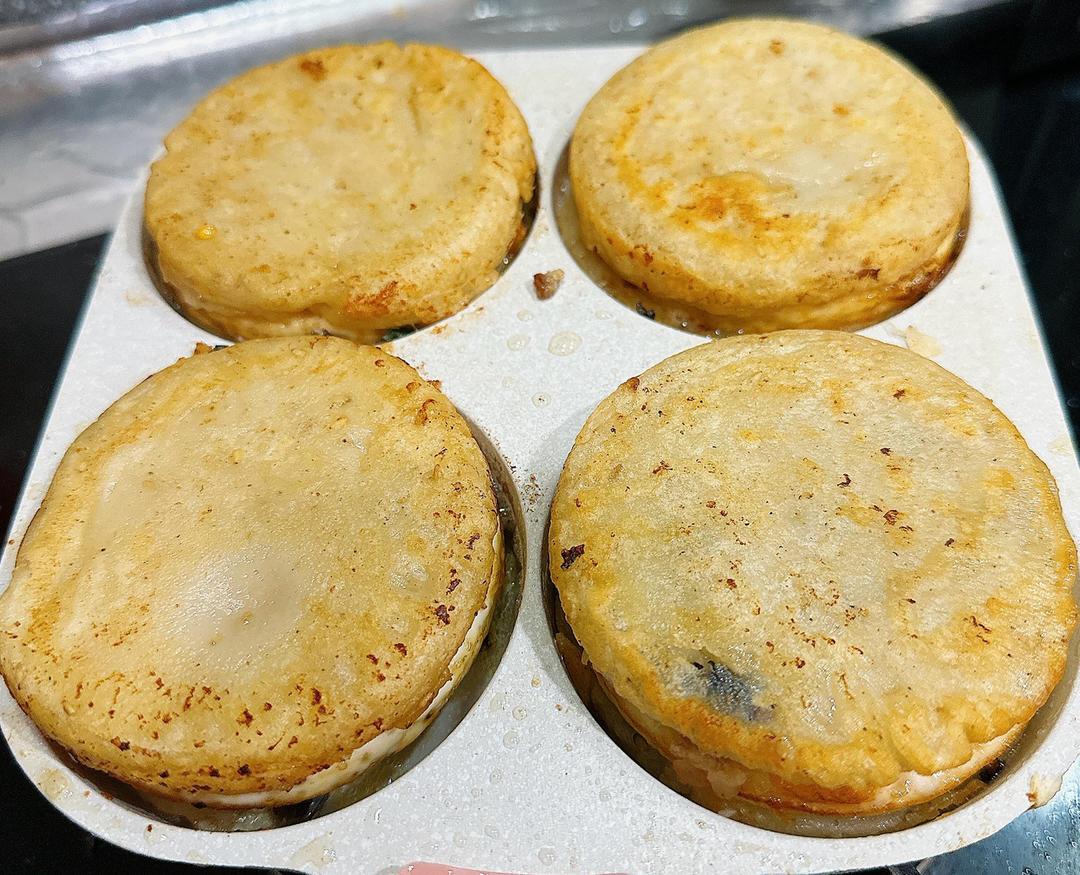 早餐霸王~沉甸甸鸡蛋汉堡