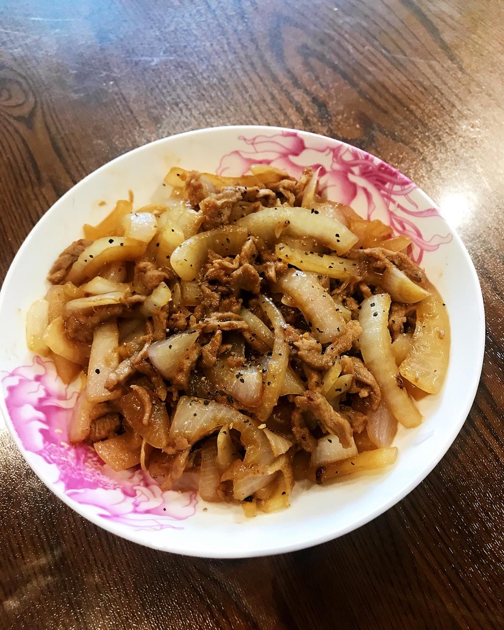 蚝油洋葱炒牛肉