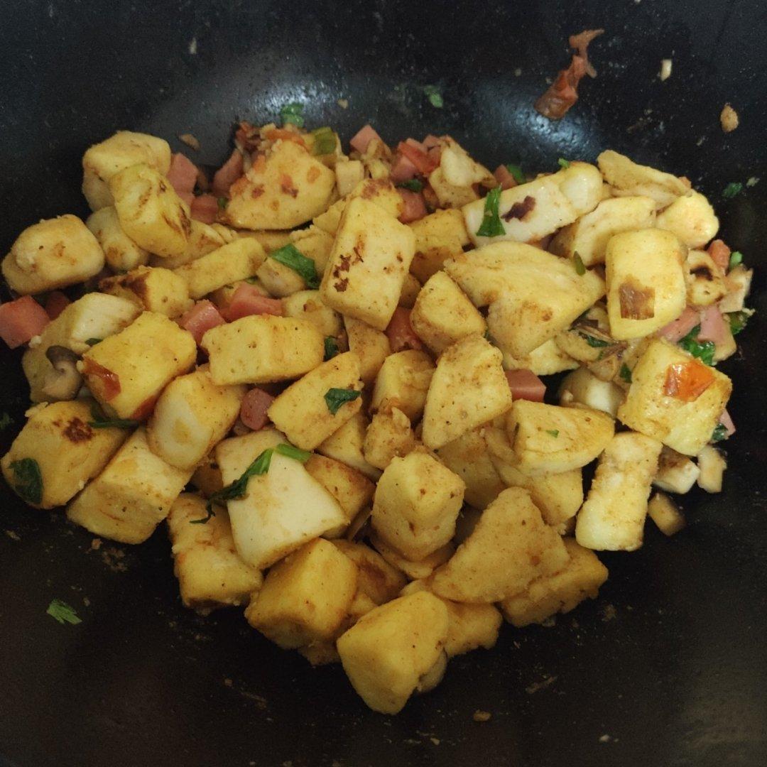 剩馒头的春天——西红柿🍅炒馒头丁