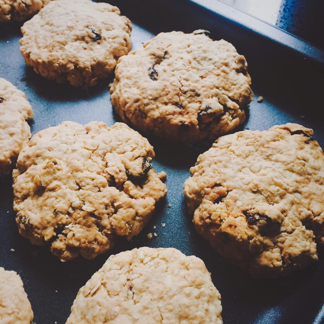 朗姆葡萄燕麦酥